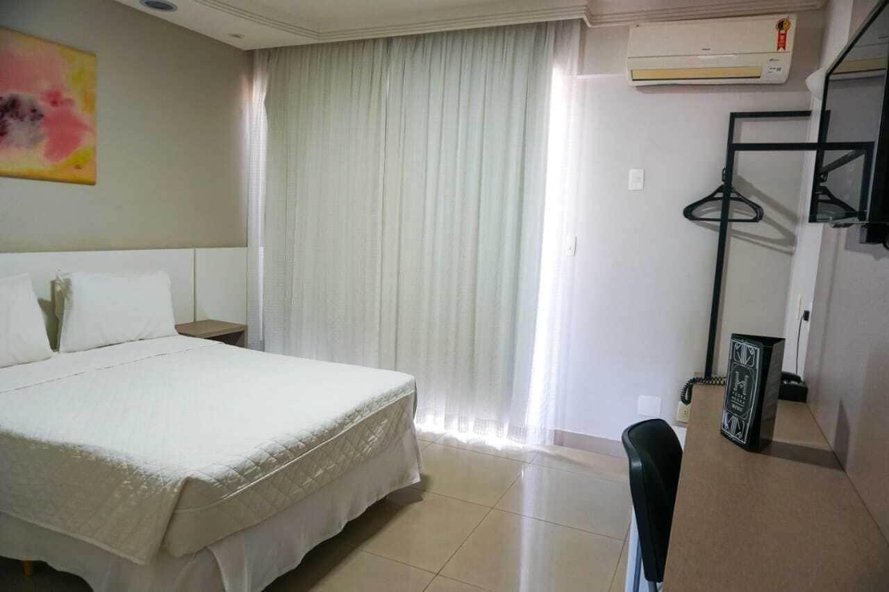 Hotel Pedra Negra Gov. Valadares Говернадор-Валадарис Экстерьер фото