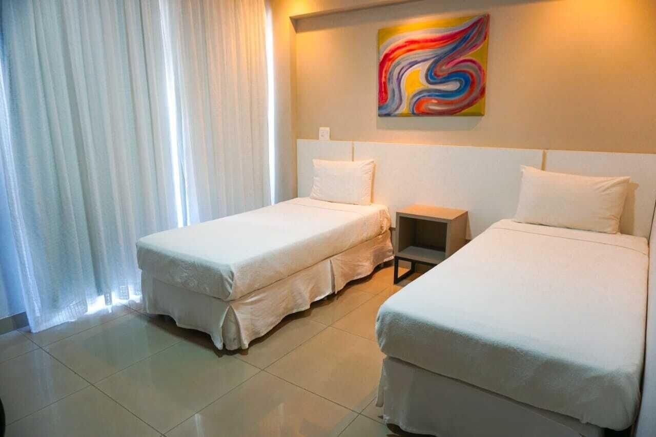 Hotel Pedra Negra Gov. Valadares Говернадор-Валадарис Экстерьер фото