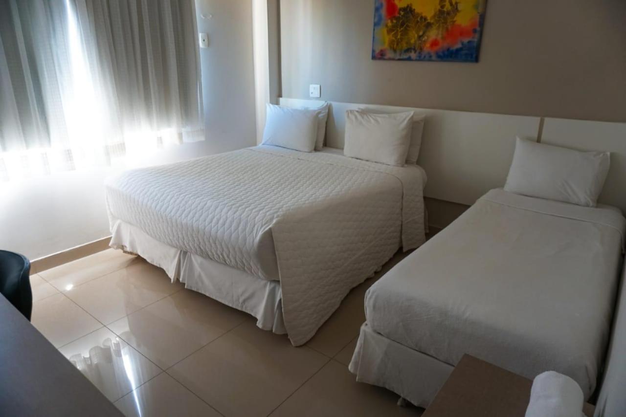 Hotel Pedra Negra Gov. Valadares Говернадор-Валадарис Экстерьер фото