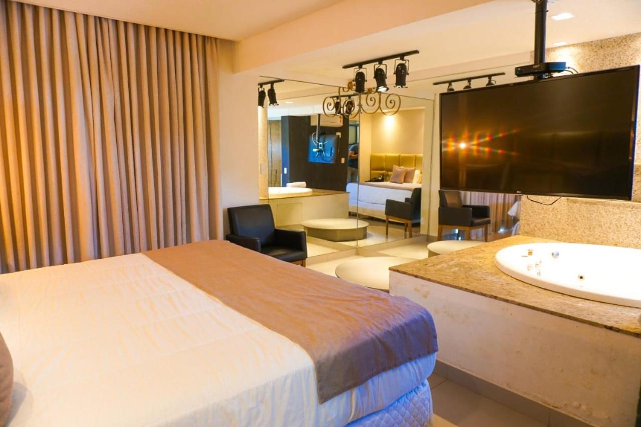 Hotel Pedra Negra Gov. Valadares Говернадор-Валадарис Экстерьер фото