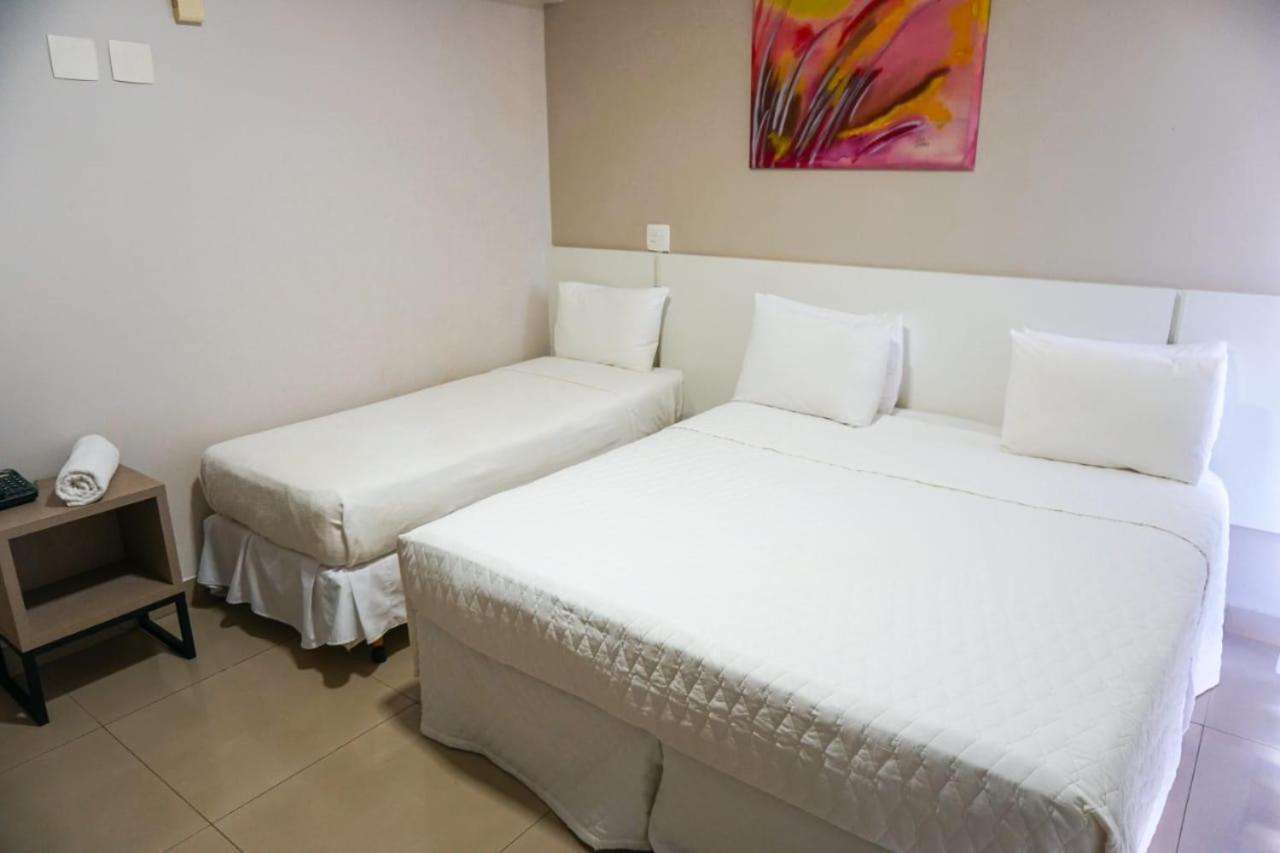 Hotel Pedra Negra Gov. Valadares Говернадор-Валадарис Экстерьер фото