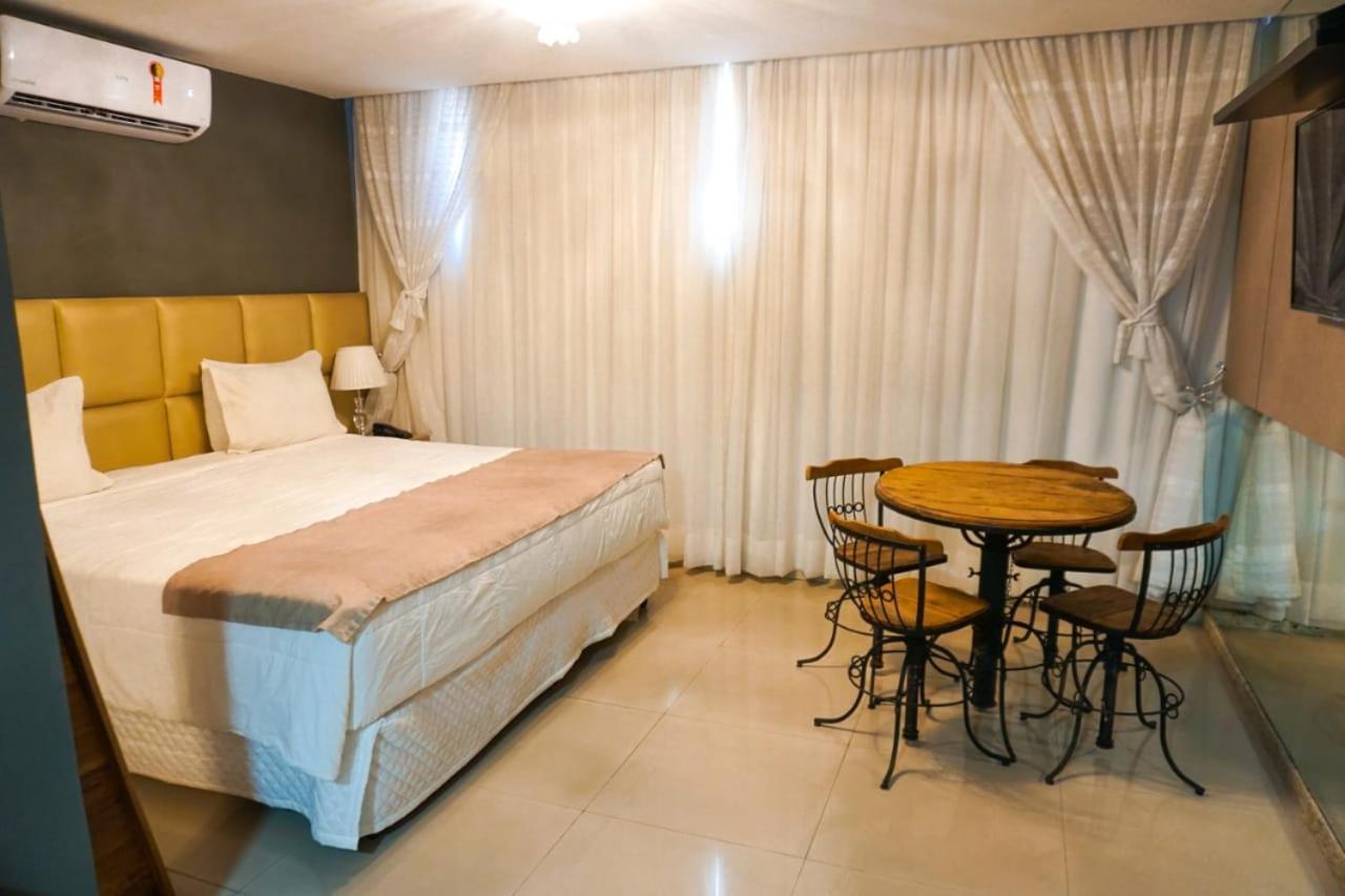 Hotel Pedra Negra Gov. Valadares Говернадор-Валадарис Экстерьер фото