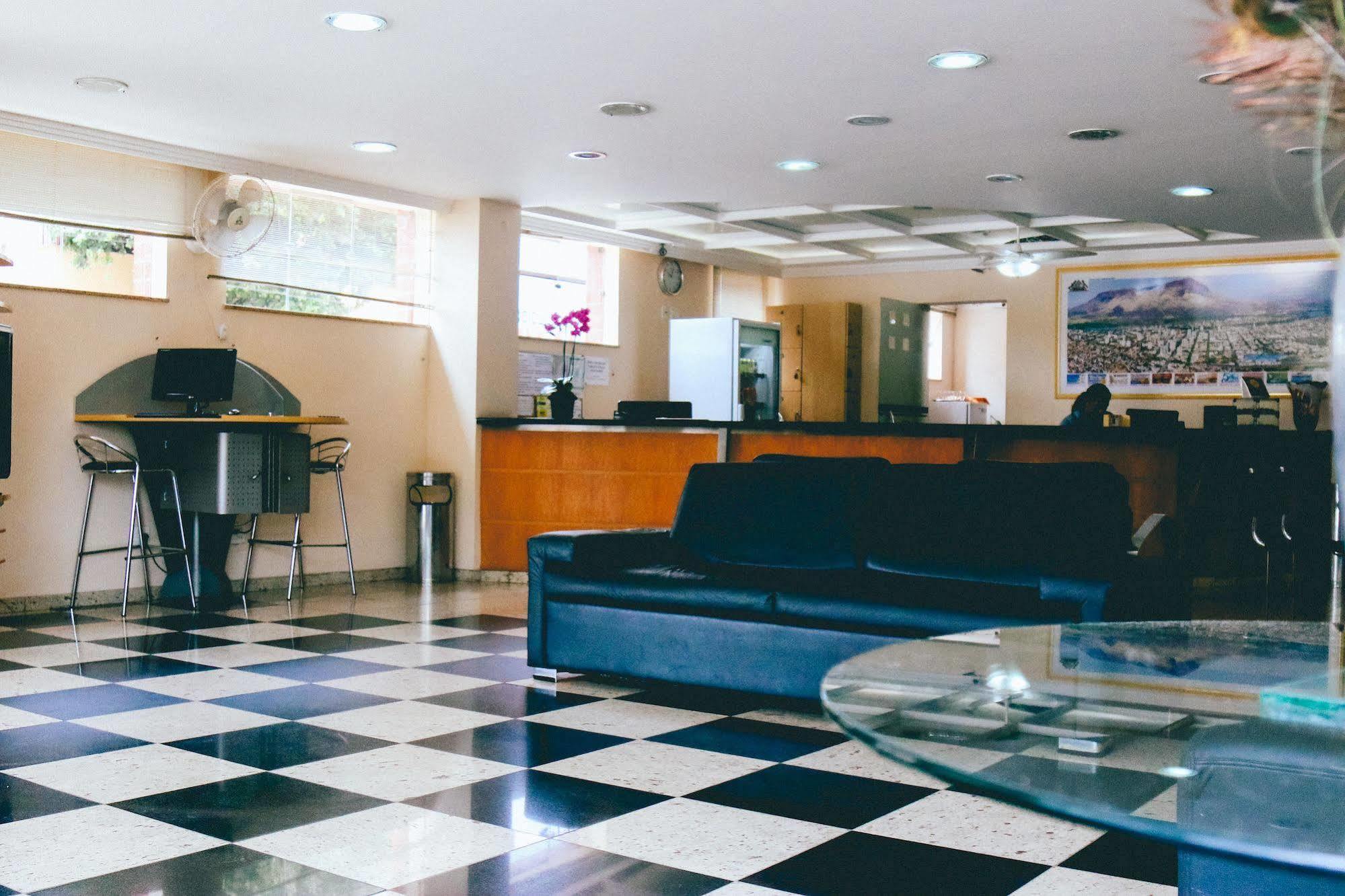 Hotel Pedra Negra Gov. Valadares Говернадор-Валадарис Экстерьер фото