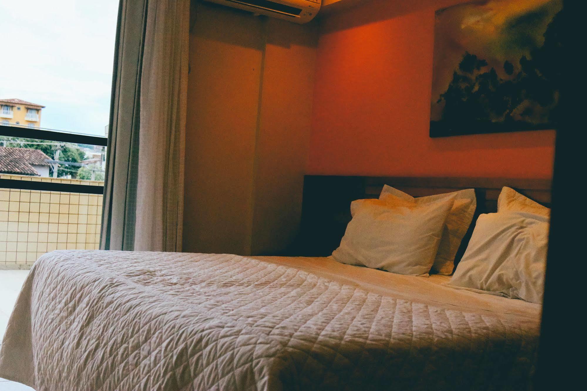 Hotel Pedra Negra Gov. Valadares Говернадор-Валадарис Экстерьер фото