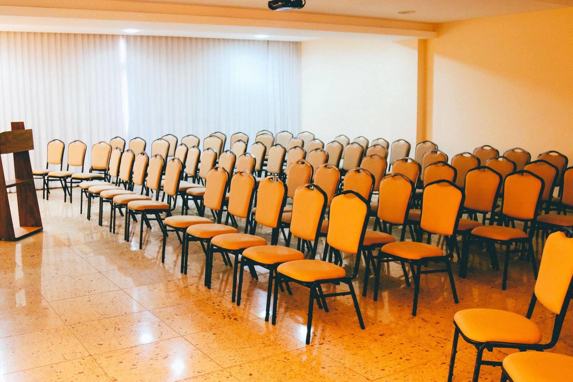 Hotel Pedra Negra Gov. Valadares Говернадор-Валадарис Экстерьер фото